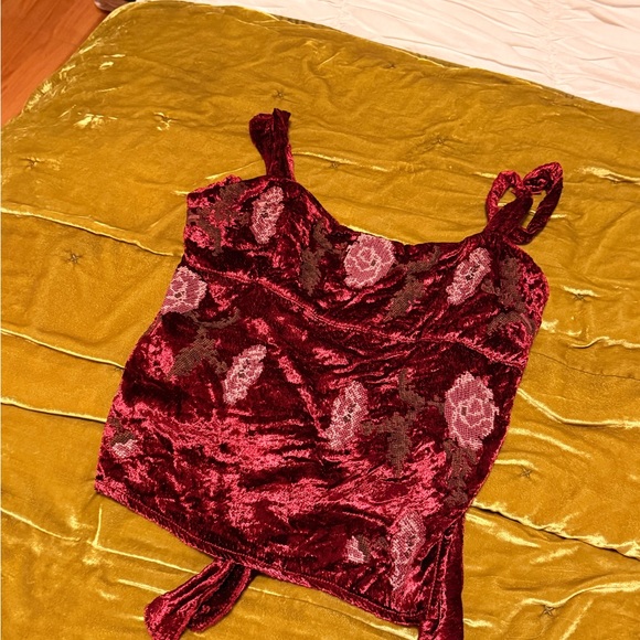 Urban Outfitters Tops - Kimchi Blue Velvet Floral Cami Top in Burgundy